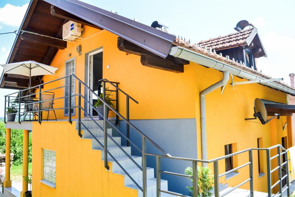 Studio Apartman Pavletic Appartement Slunj Buitenkant foto